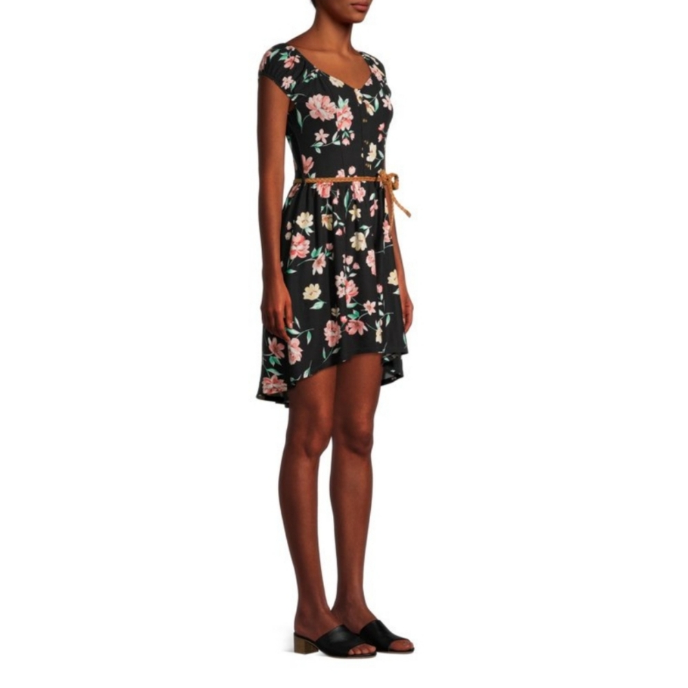 No Boundaries | Peasant Dress - Picture 4 of 7